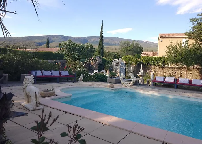 Les Gites Du Mont Ventoux